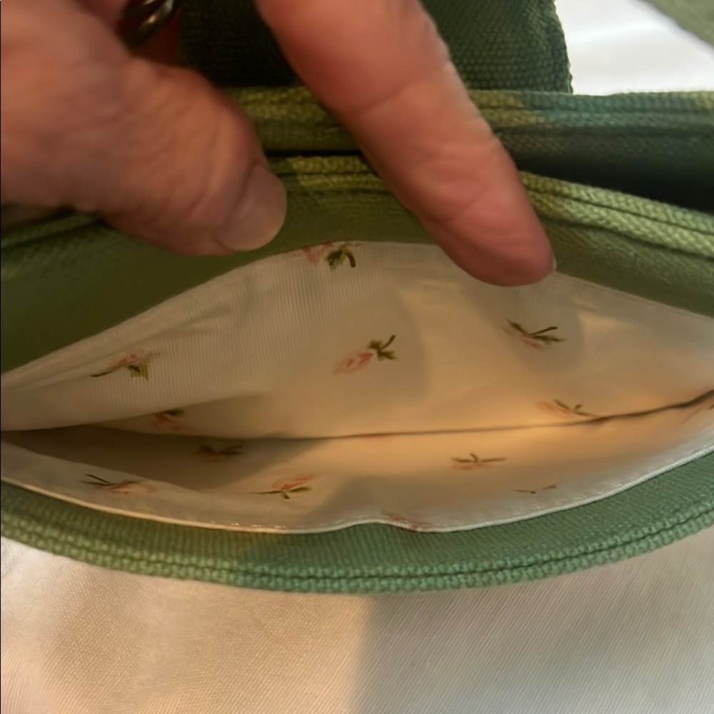 Brandy Melville Green Shoulder Bag - Picture 7 of 9